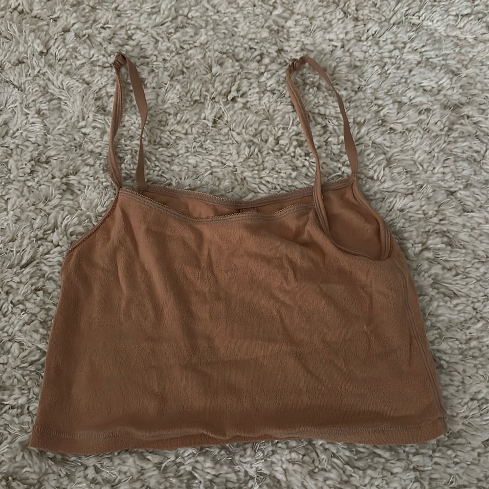 Skim’s cropped tank top